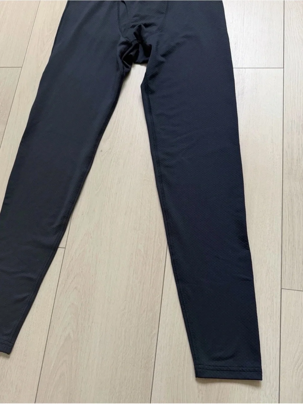 Under Armour Men’s Black Compression Base Layer Leggings